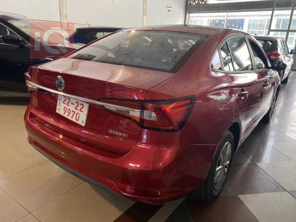 MG 5